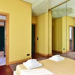 Elegant & Cozy Apartment In The Heart Of Rome